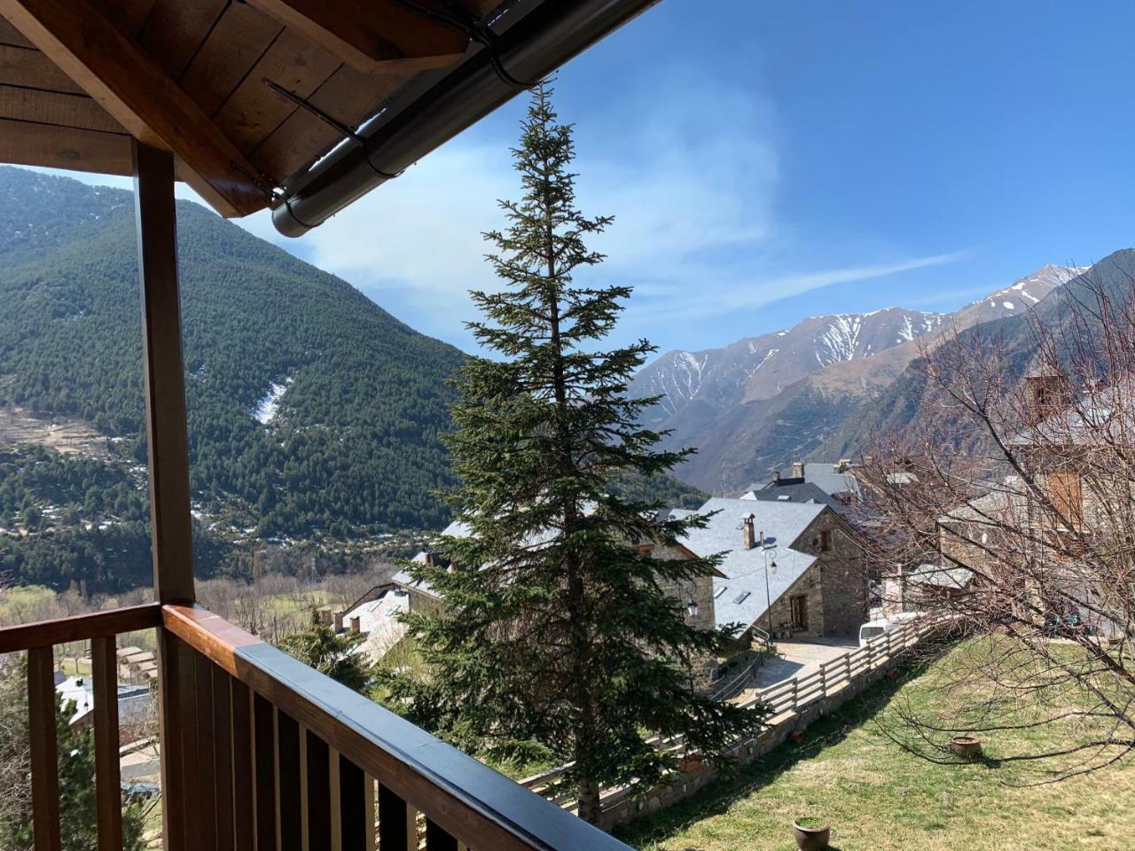 El Xalet De Tauell Hotel Rural Exteriör bild